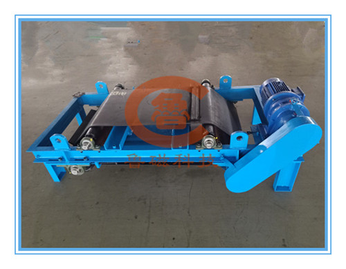 懸掛式強(qiáng)磁除鐵器 懸掛式強(qiáng)磁除鐵器