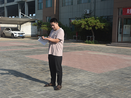 王總.jpg 王總.jpg