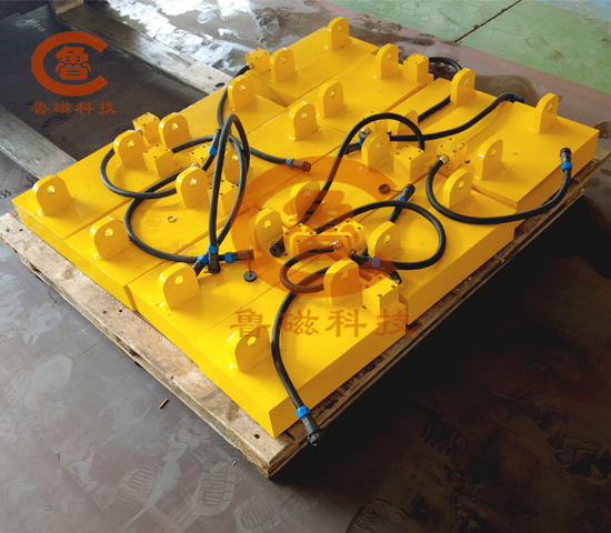 電永磁吸盤吊運鋼板